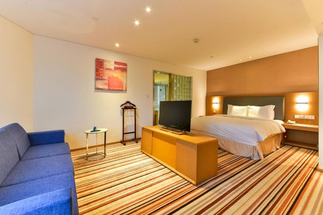 Holiday Inn Express Shanghai Jiading Industry Park By Ihg Exteriér fotografie
