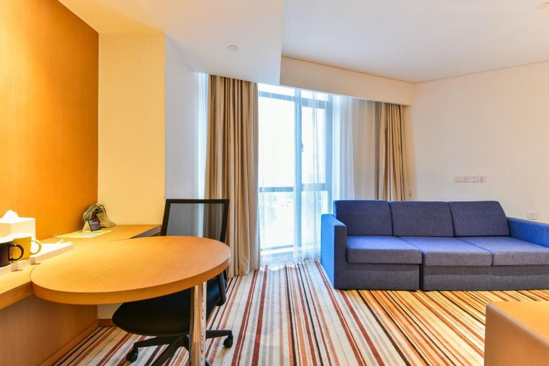 Holiday Inn Express Shanghai Jiading Industry Park By Ihg Exteriér fotografie